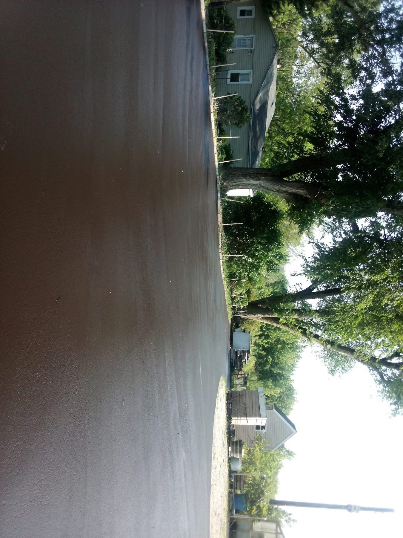 Commercial sealcoating and lot maintenance